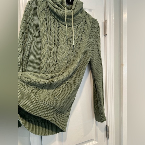 L.L. Bean Size M Sage Green Double L Mixed Cable Knit Funnel Neck Cotton Sweater - Picture 3 of 13